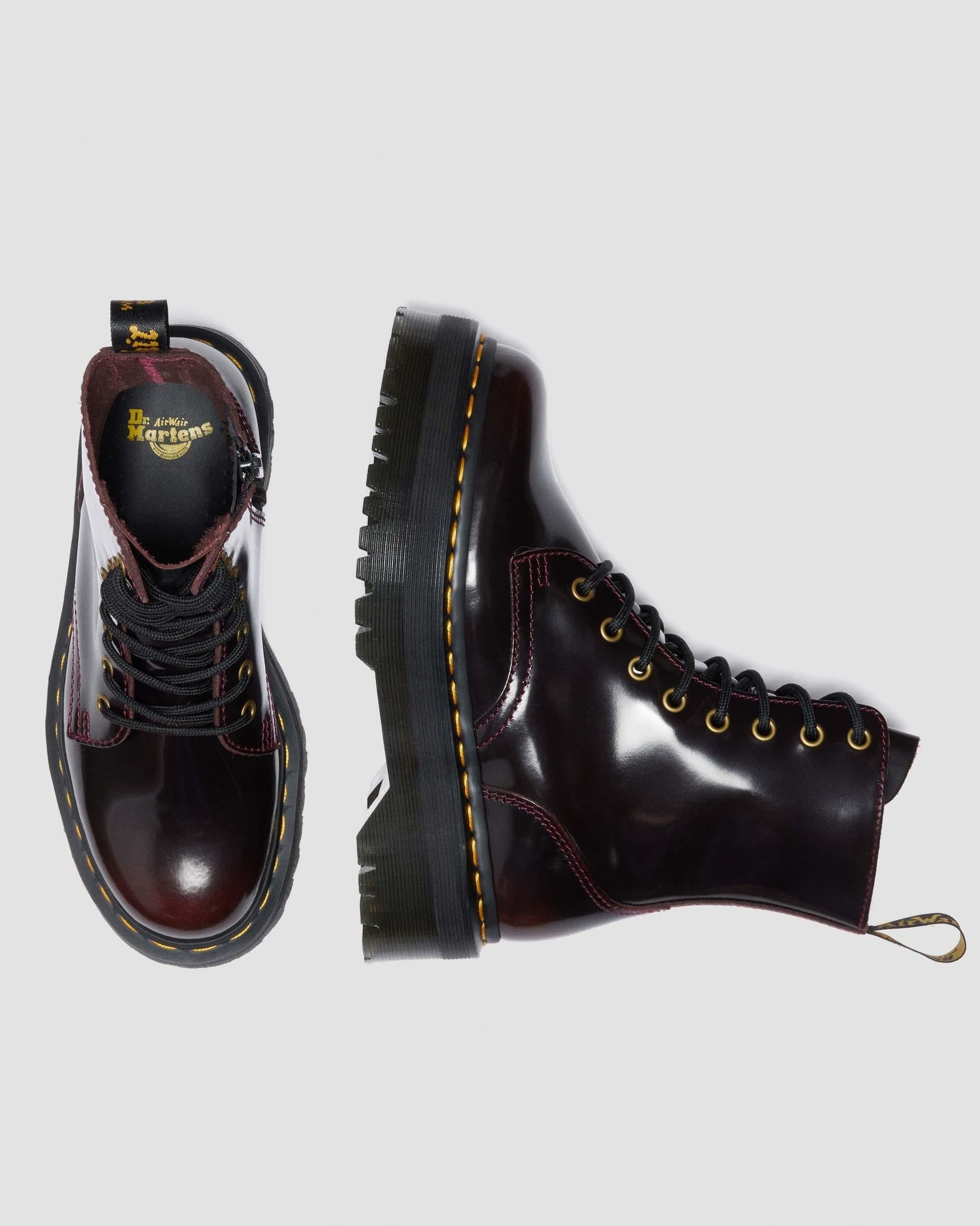 https://cdn.media.amplience.net/i/drmartens/24764600.88.jpg