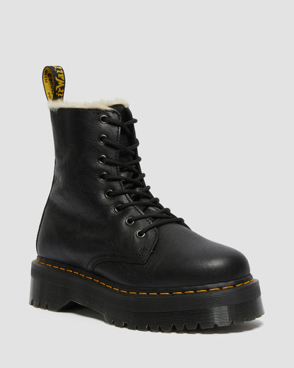 https://cdn.media.amplience.net/i/drmartens/25637001.80.jpg
