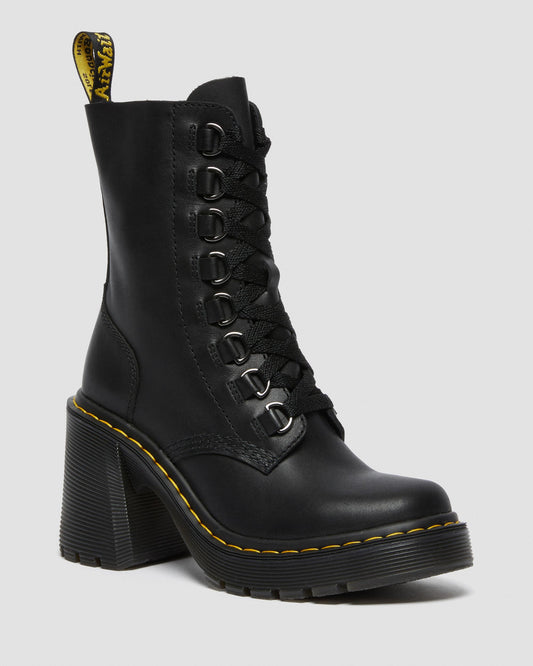https://cdn.media.amplience.net/i/drmartens/26701001.80.jpg