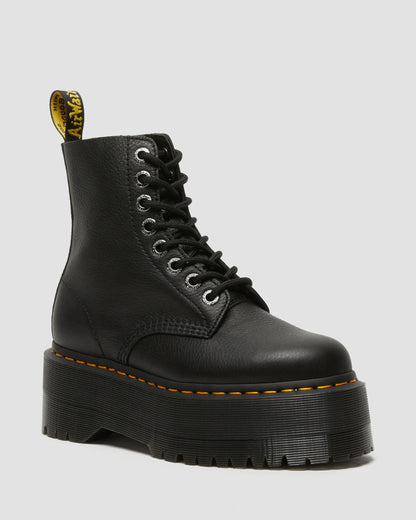 https://cdn.media.amplience.net/i/drmartens/26925001.80.jpg