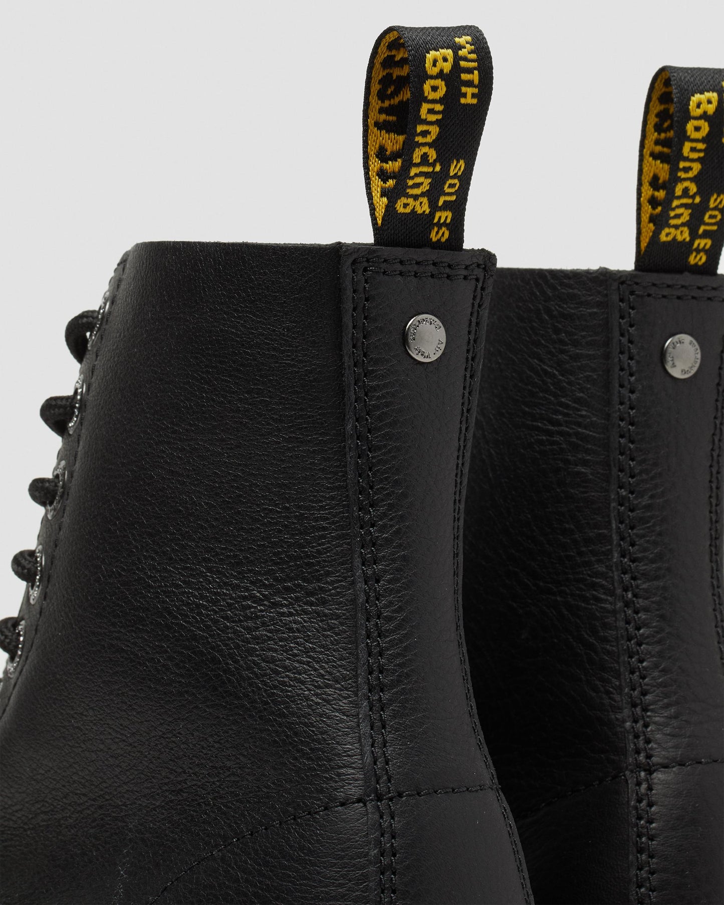 https://cdn.media.amplience.net/i/drmartens/26925001.82.jpg