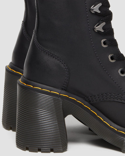 https://cdn.media.amplience.net/i/drmartens/27613001.82.jpg