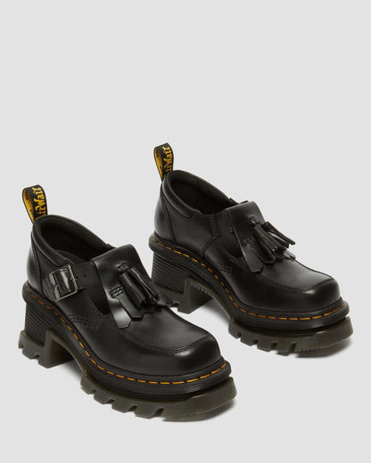 https://cdn.media.amplience.net/i/drmartens/31494001.84.jpg