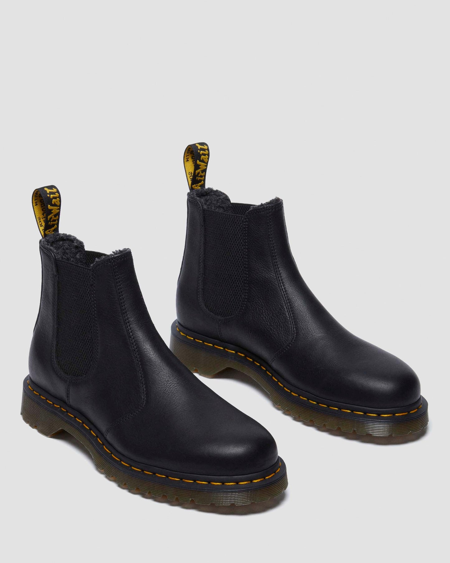 https://cdn.media.amplience.net/i/drmartens/31874001.83.jpg