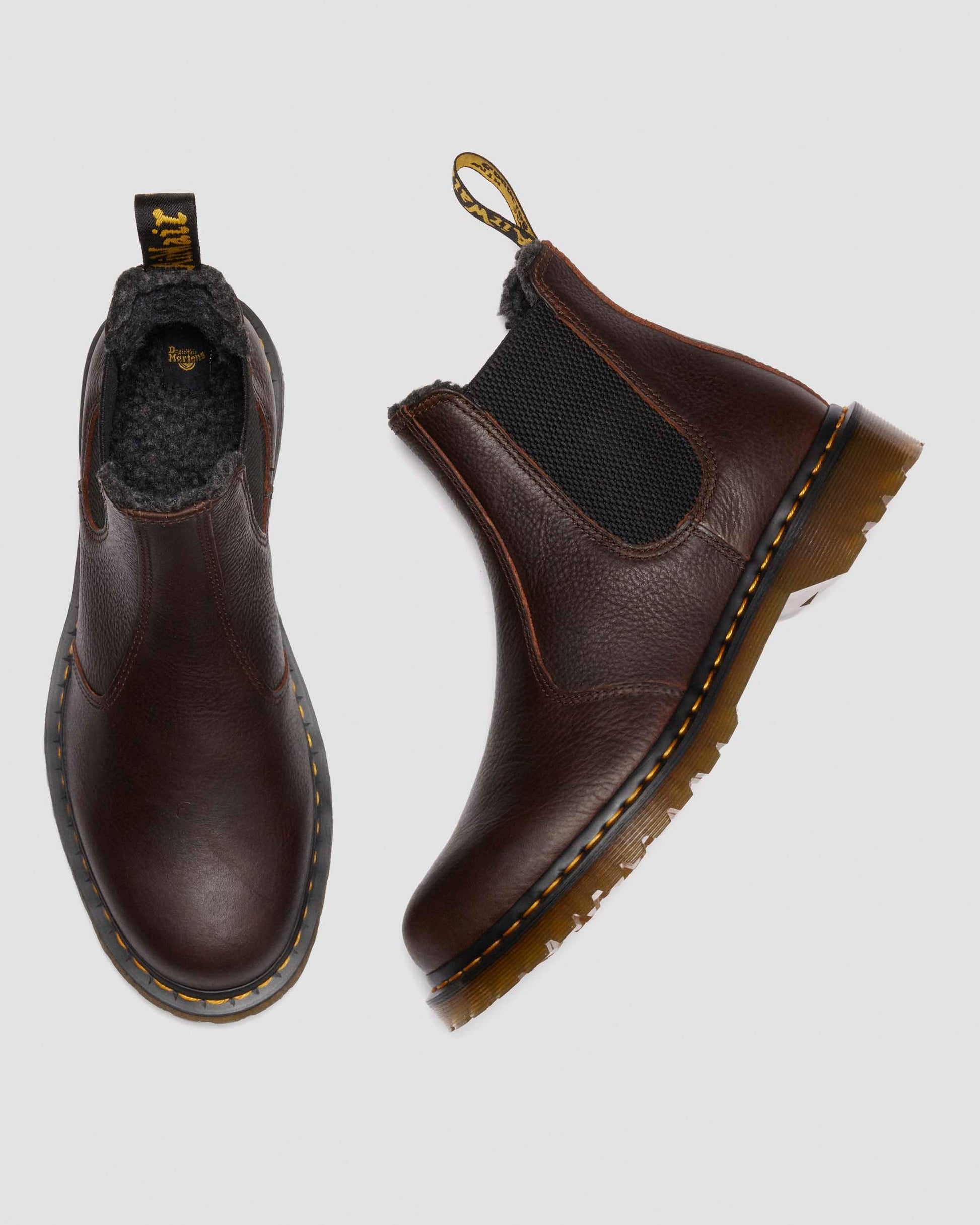 https://cdn.media.amplience.net/i/drmartens/31874200.89.jpg